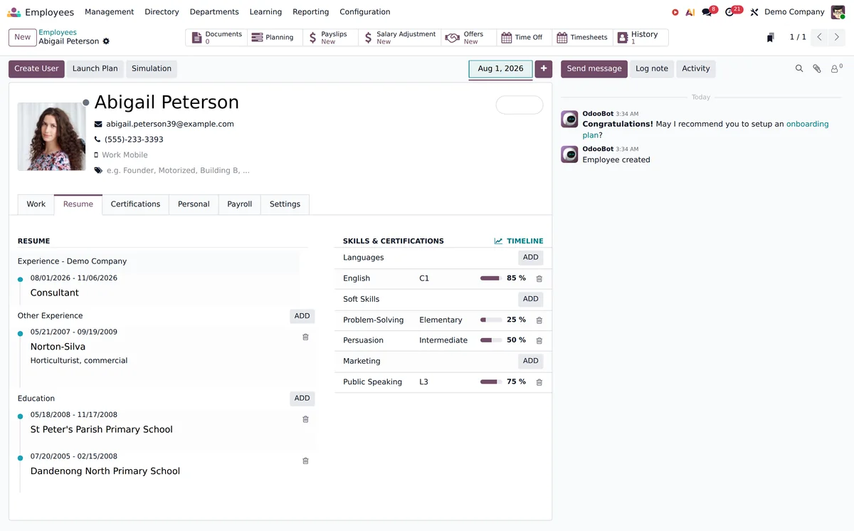 An Odoo employee resume with skills and levels recorded.