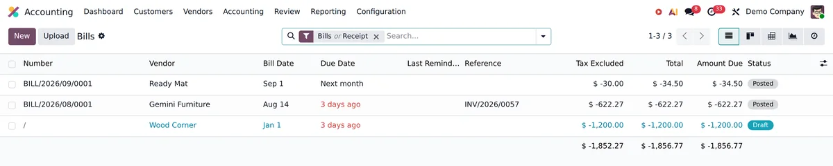 An Odoo vendor bill list with references and amounts due.